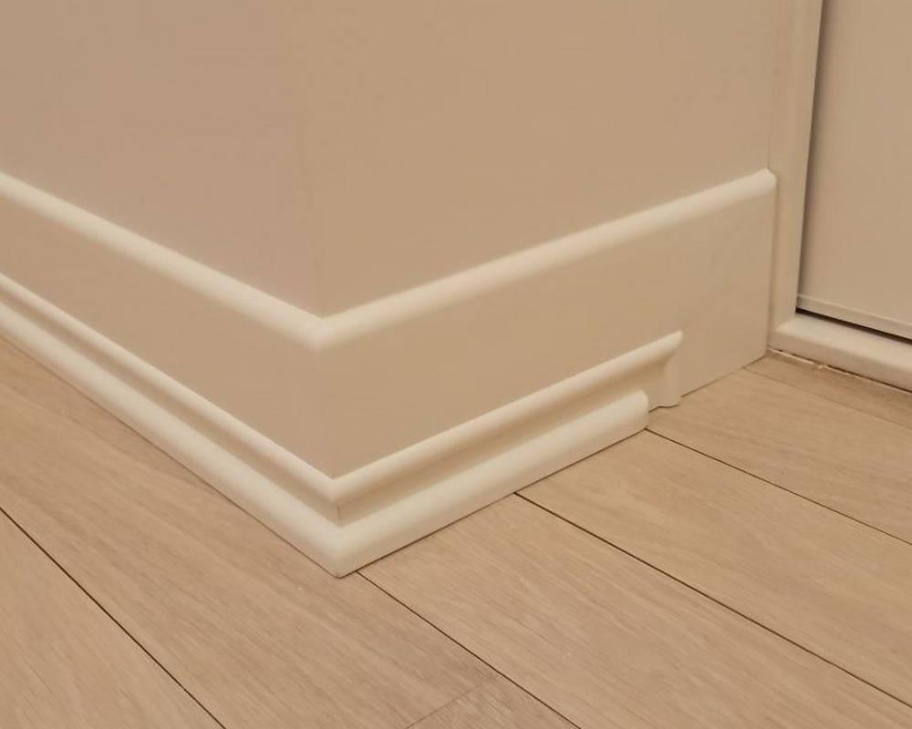 Плинтус из полистирола высокой плотности NMC Wallstyl FD21 Белый