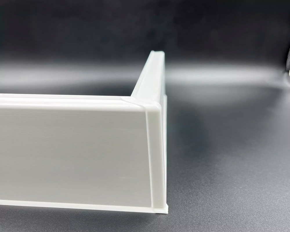 Плинтус прямоугольный ПВХ Дюра ИДЕАЛ 80мм 2,2м  001 Белый