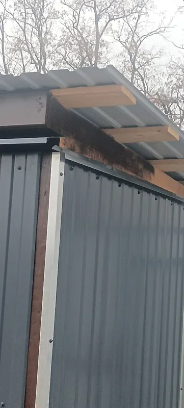 Уголок разнополочный 30х15 мм Уп 19.2000.501л Серебро. Цена за 5 штук.