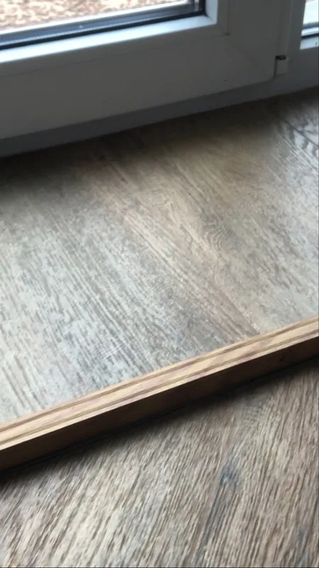 Порог угловой ПУ 01.2700.052 0,9 м Ель дымчатая