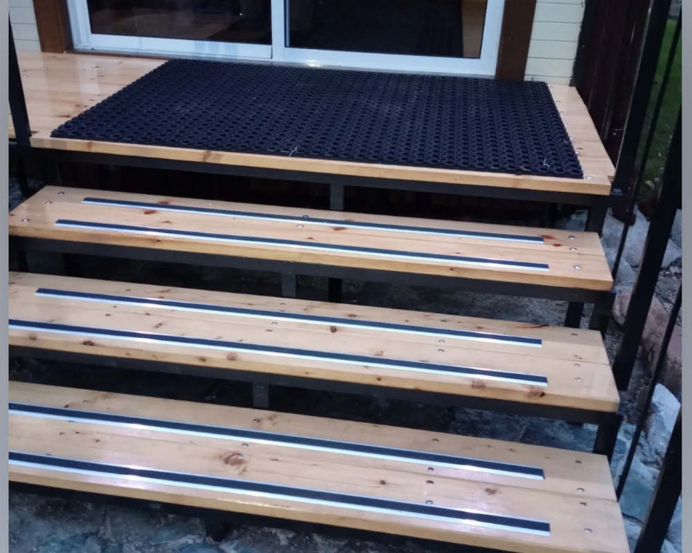 Порог одноуровневый ПС 08.1800.042л Шампань