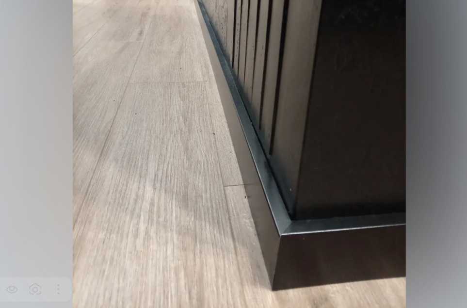 Плинтус МДФ Волшебная палочка Гарден 60 мм. 211 Черный