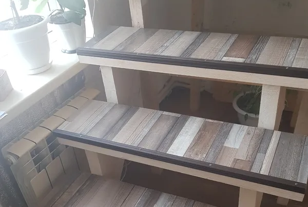 Порог угловой ПУ 01.2700.052 0,9 м Ель дымчатая