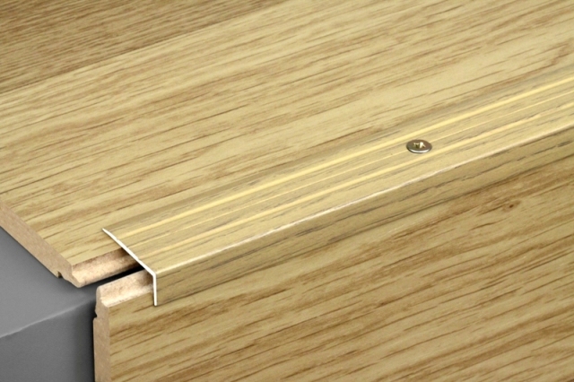 Порог угловой ПУ 01.2700.215 Черный